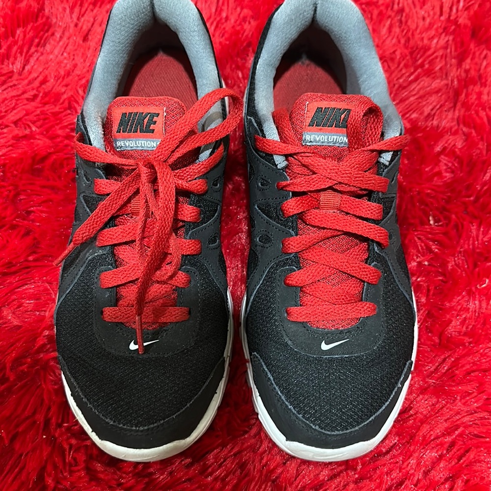 Men’s Nikes gently worn